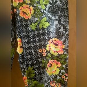 Topshop Women's Size 4 Floral Print Cropped Mid Rise Pants